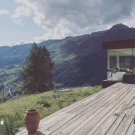 Blick von der Terrasse des Hotel Cré Forné ins Ayas-Tal