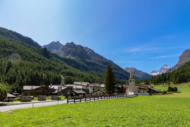Startpunkt der heutigen Wanderung ist das idyllische gelegene Rhêmes-Notre-Dame im Rhêmes-Tal, einem Nebental des Aostatals.