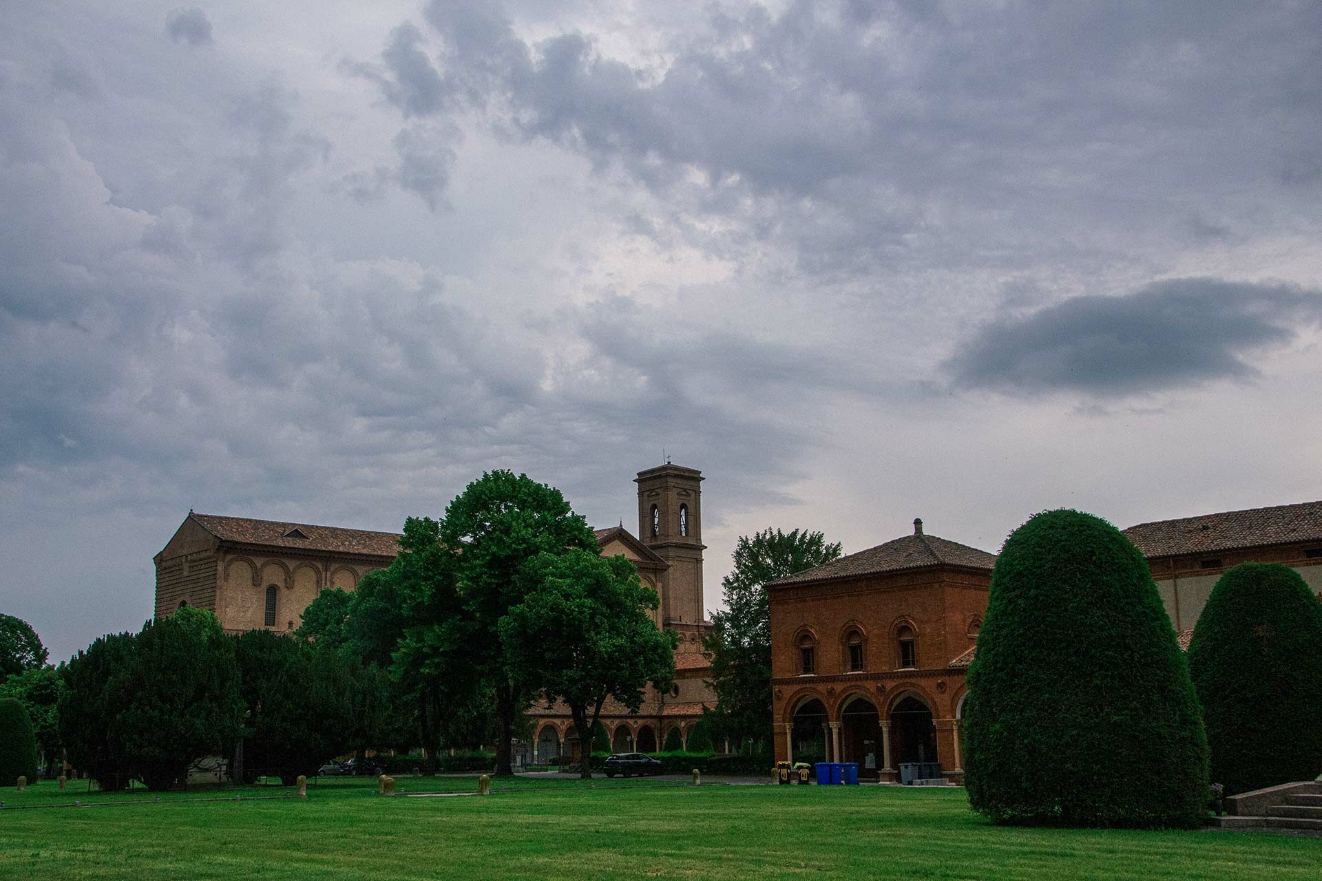 Das ehemalige Kartäuserkloster mit der Kirche San Cristoforo alla Certosa