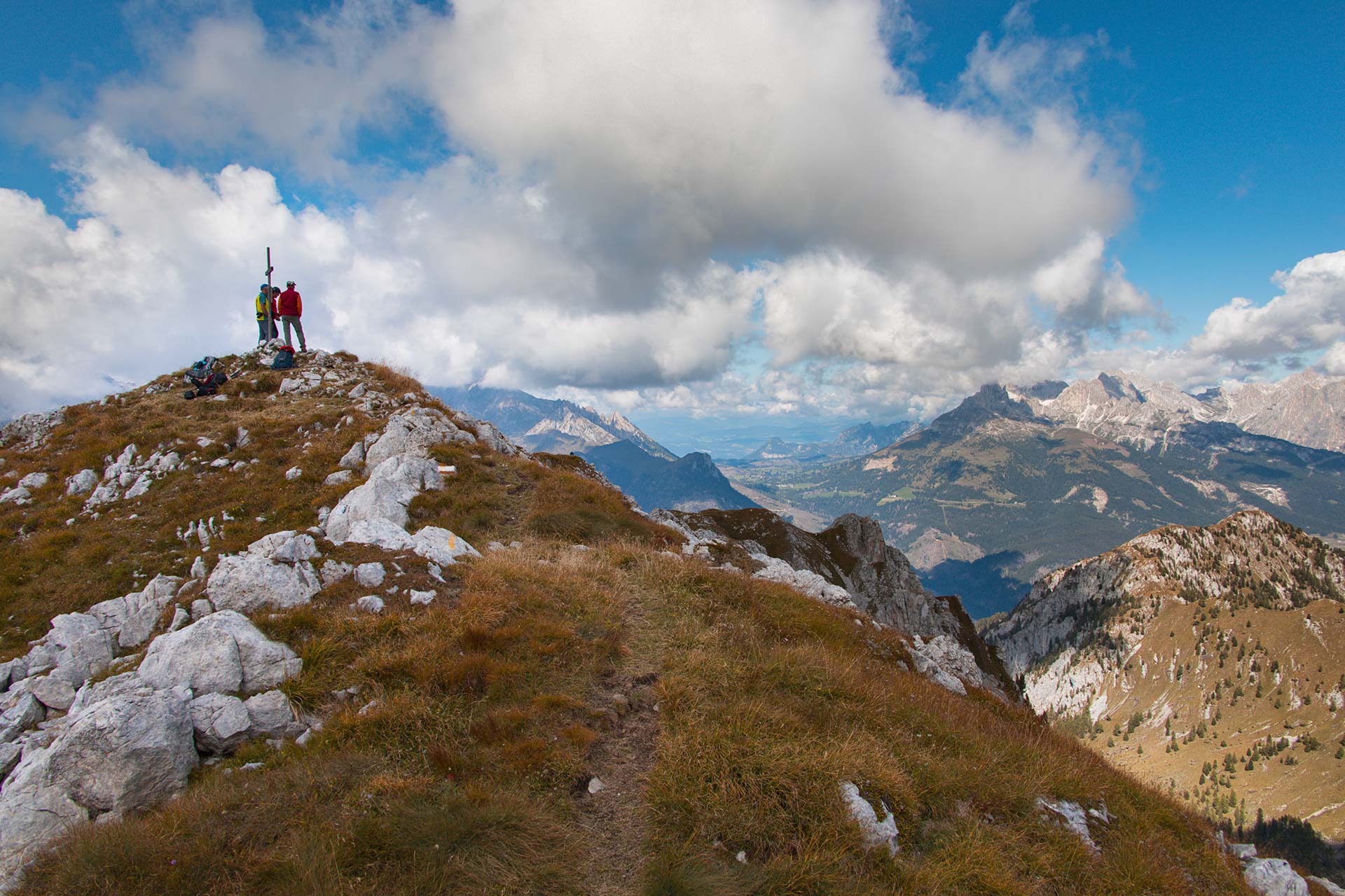 Auf dem Gipfel des Cima Viezzena (2.540m)