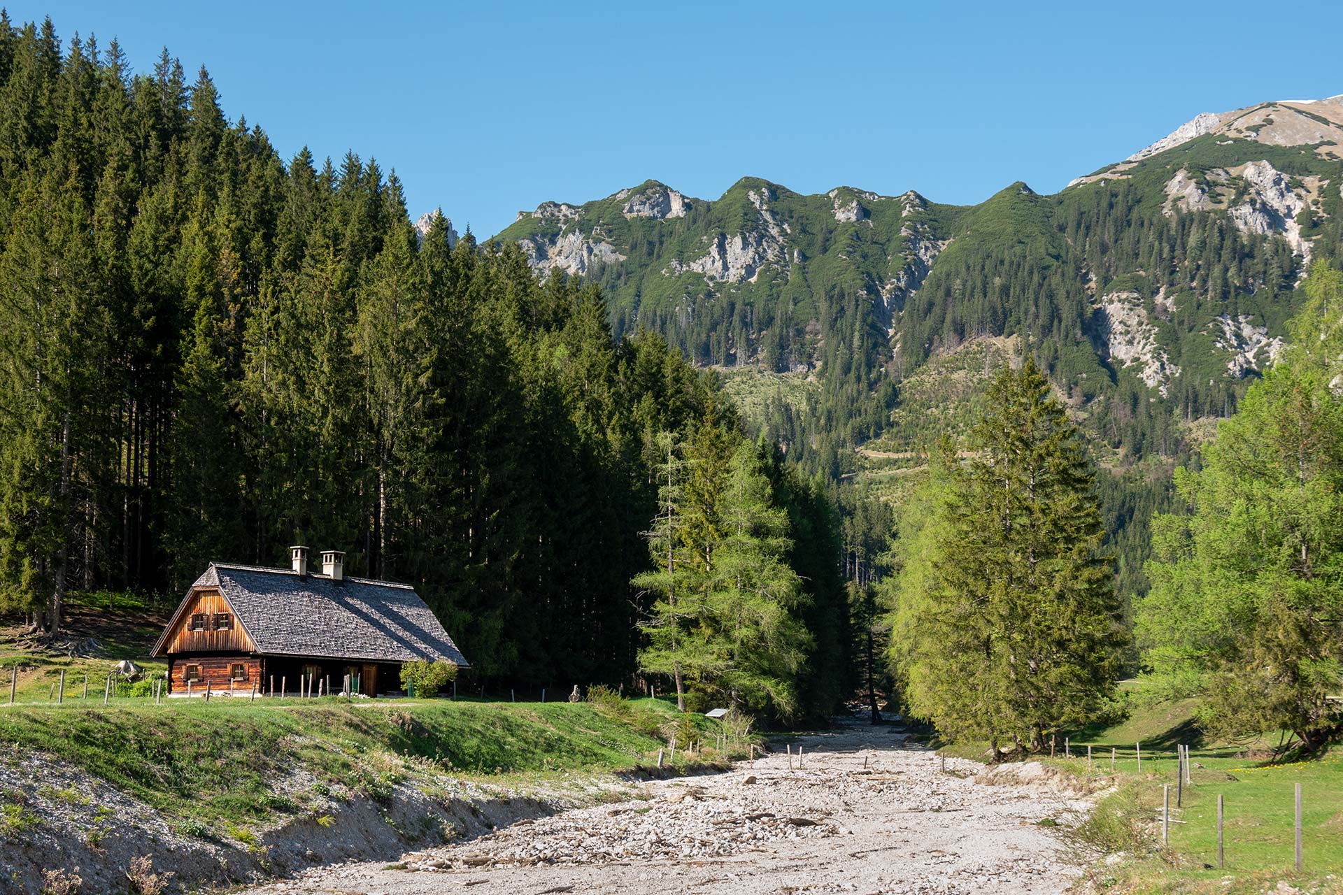 Idylle am Weg zum Admonter Kalbling