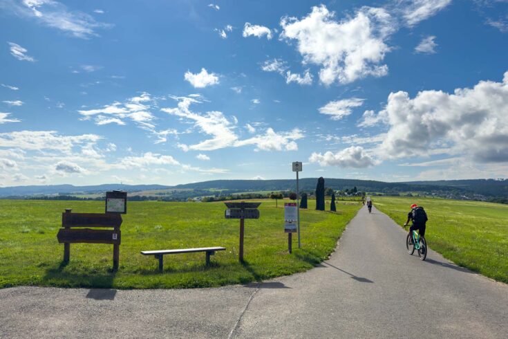 Lange gesucht und auf der Gravelbike-Tour durch den Hunsrück gefunden: ein richtig weiter Himmel