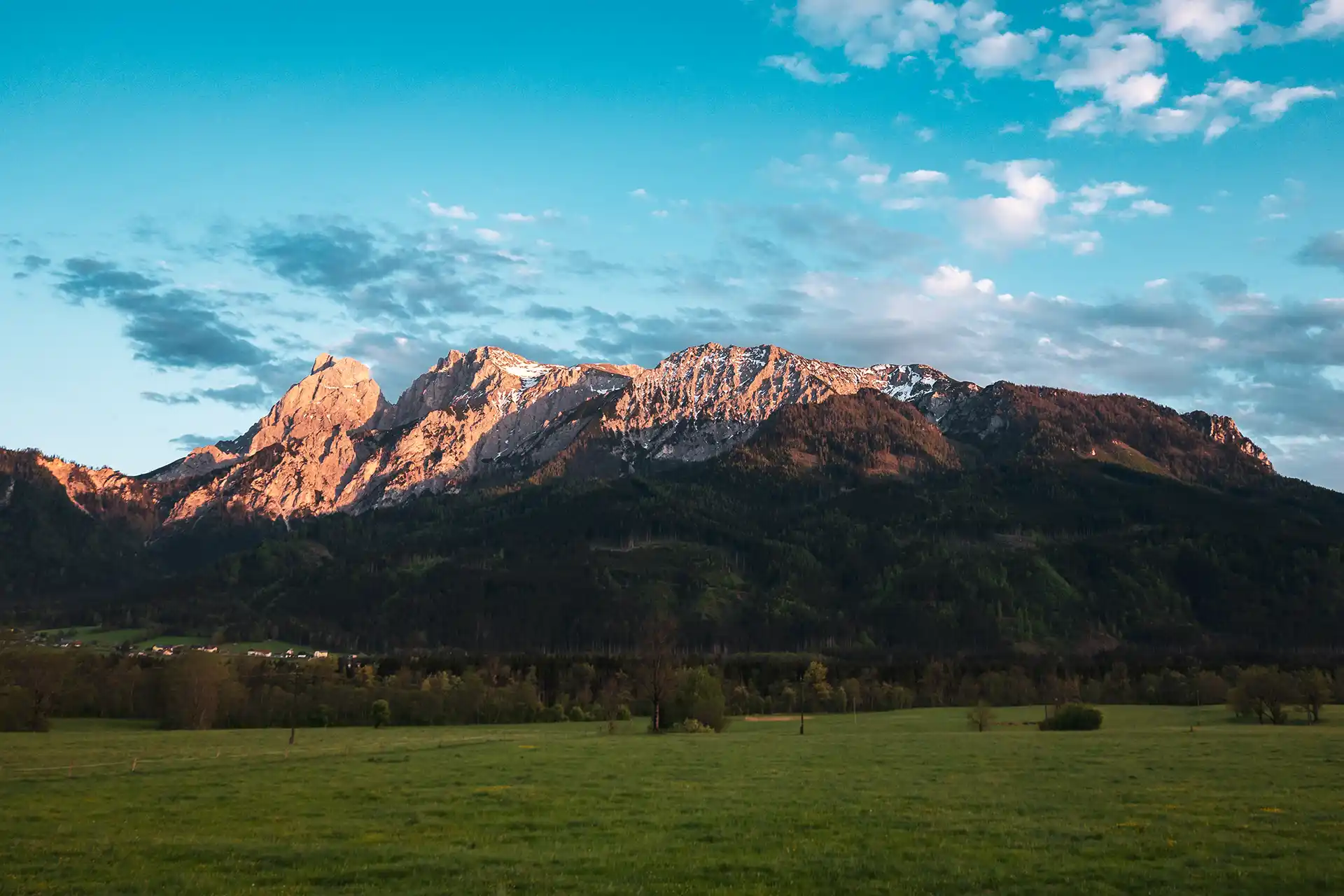 Alpenglühen auch im Nationalpark Gesäuse