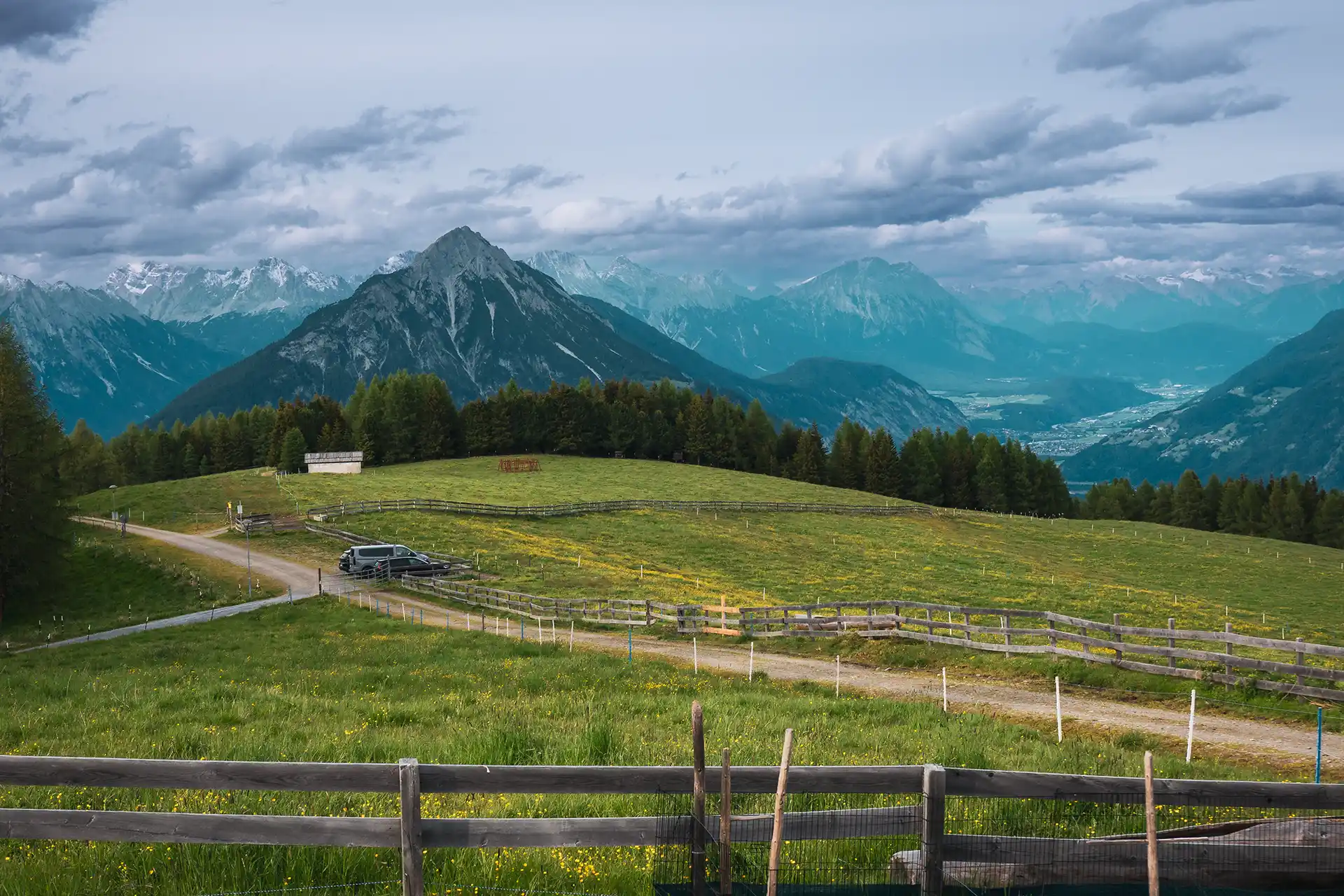 Startpunkt: Venetalm. Mit Blick zum imposanten Tschirgant