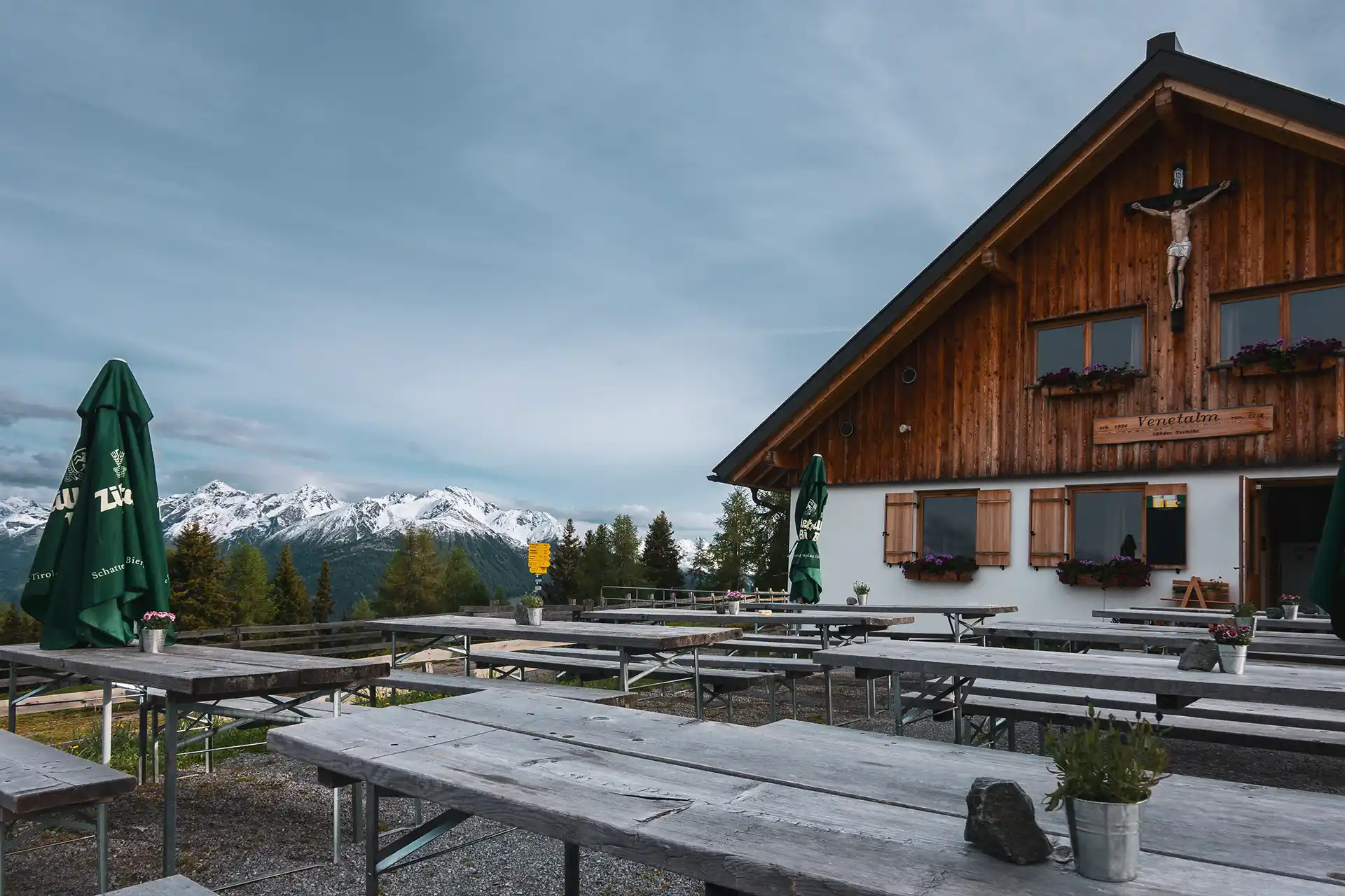 Von der Venetalm hat man einen atemberaubenden Blick ins Pitztal