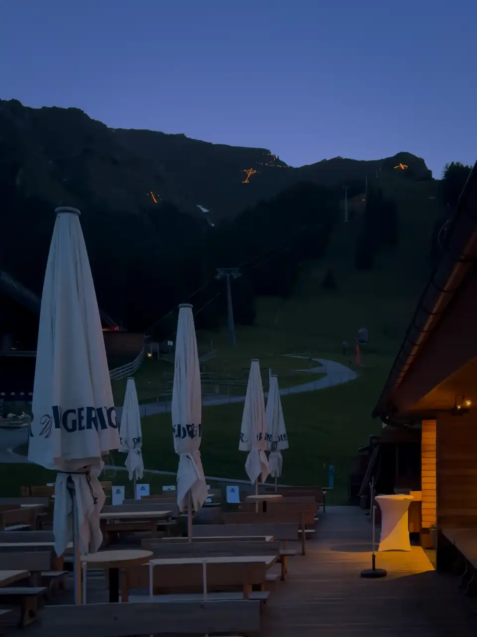 Von der U-Alm lassen sich die Herz-Jesu-Bergfeuer wunderbar bestaunen