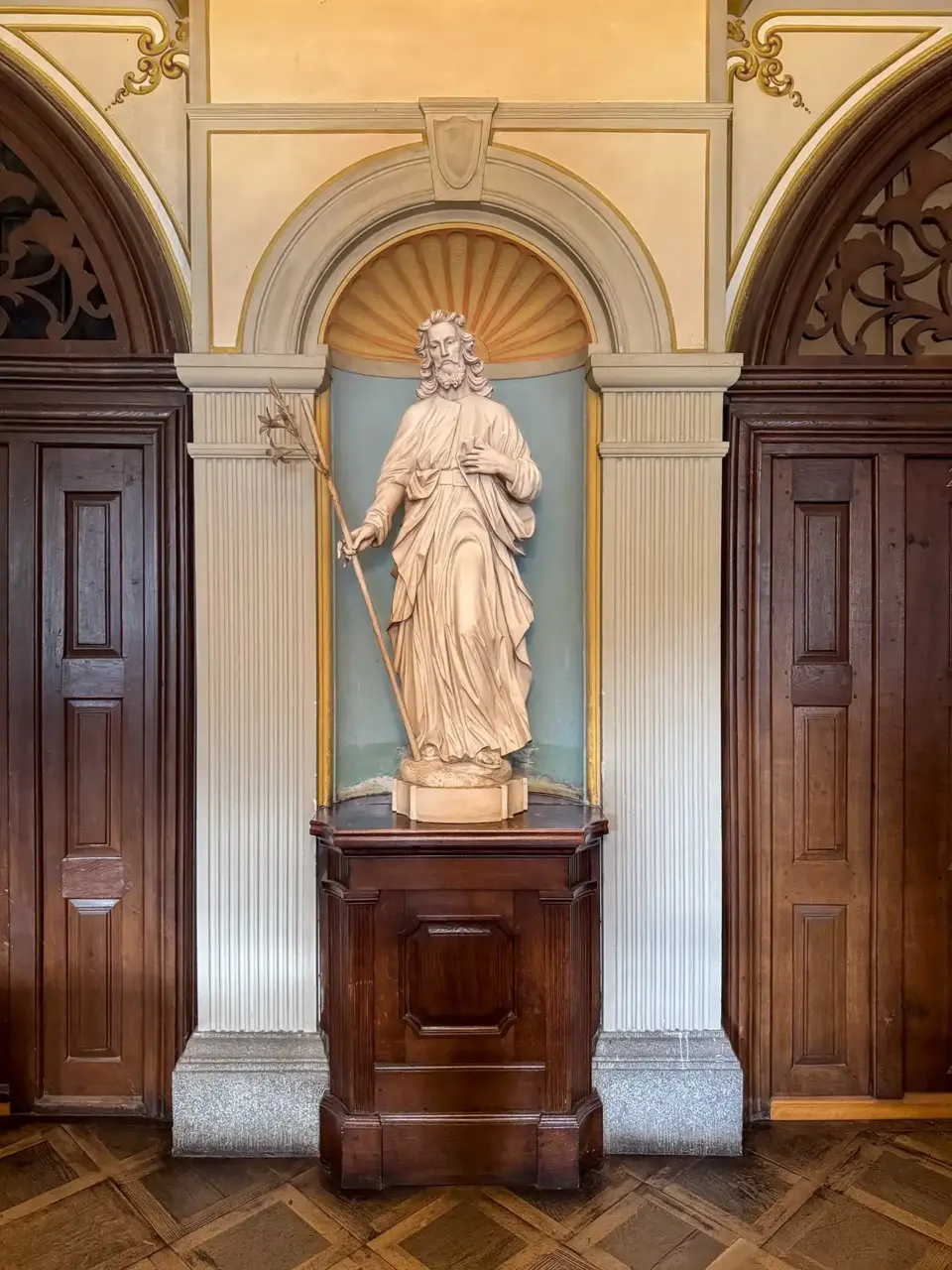 Die Abtei Marienstatt ist absolut beeindruckend. Man sollte unbedingt in diesen uralten, heiligen Mauern übernachten.