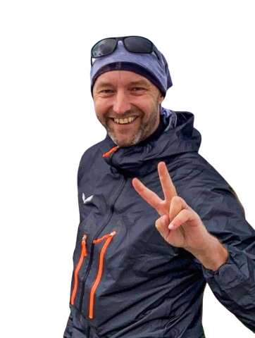 230530_theBackpacker_Sven_01-removebg